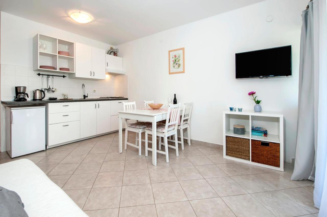 Apartments Vanda Rovinj Exterior photo