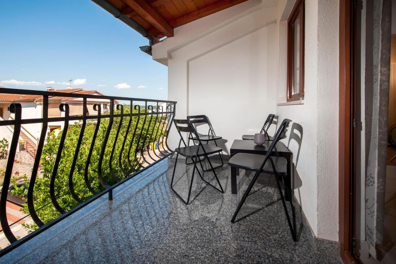 Apartments Vanda Rovinj Exterior photo