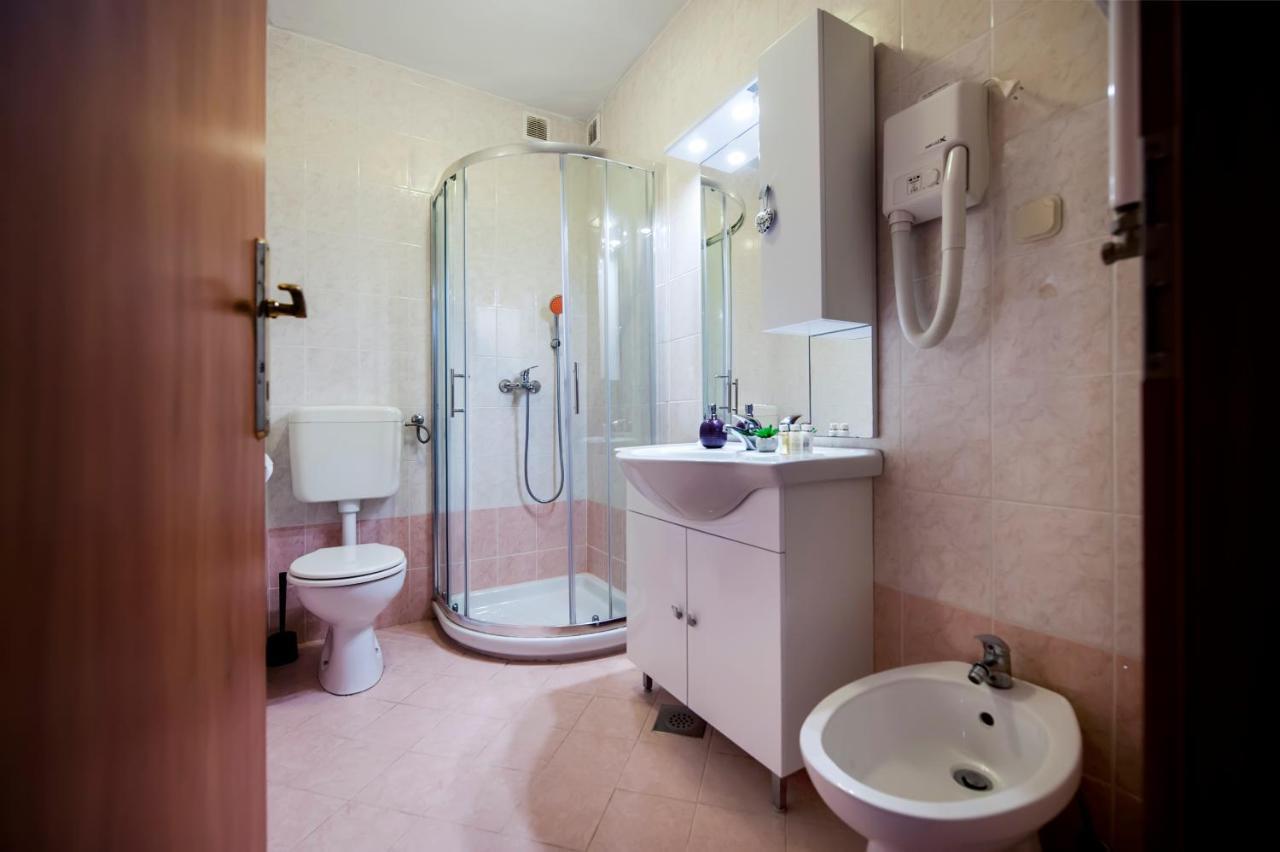 Apartments Vanda Rovinj Exterior photo